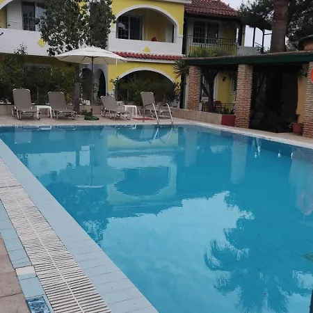 Lemon Garden * Vasilikí