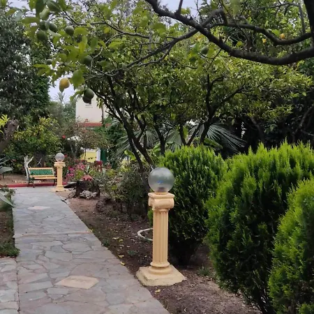 Διαμέρισμα Lemon Garden *